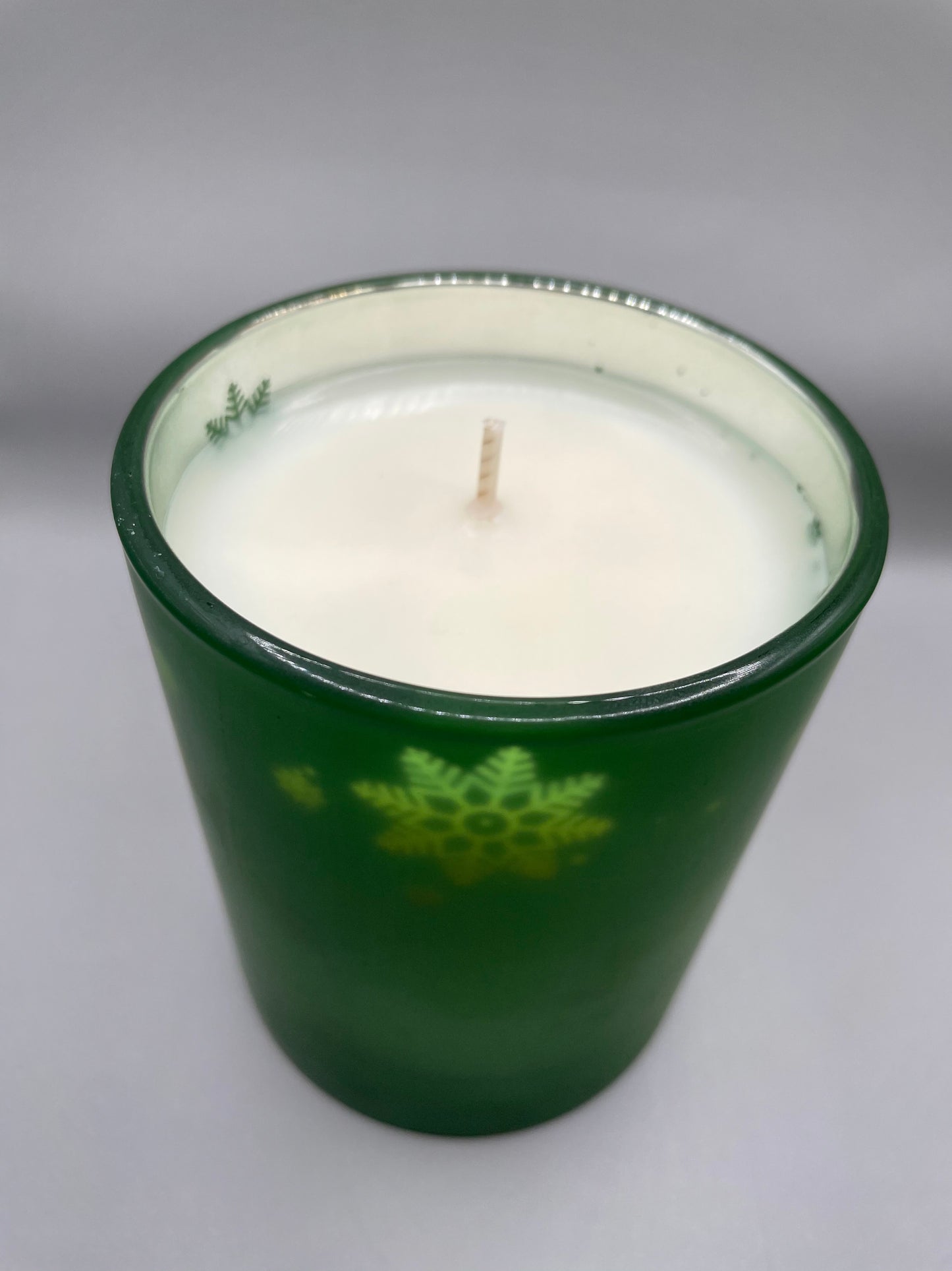 30cl Snowflake Scented Soy Wax Candle